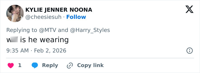 Social media reaction showing criticism of Harry Styles' outfit during his 2026 Grammys on-stage appearance. Social media reaction showing criticism of Harry Styles' outfit during his 2026 Grammys on-stage appearance.