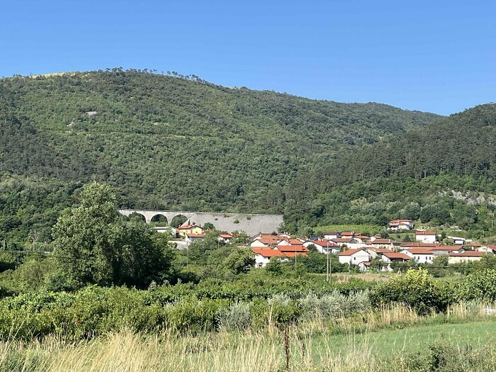 A Family Road Trip, Two Old Harleys, And 8,500 KM Of Hope For A 15-Year-Old With Cancer A Family Road Trip, Two Old Harleys, And 8,500 KM Of Hope For A 15-Year-Old With Cancer