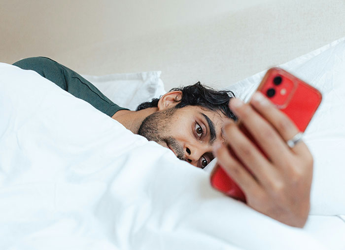 Woman Shares Her Struggles With Husband Who Keeps Leaving And Coming Back, Gets A Reality Check Woman Shares Her Struggles With Husband Who Keeps Leaving And Coming Back, Gets A Reality Check