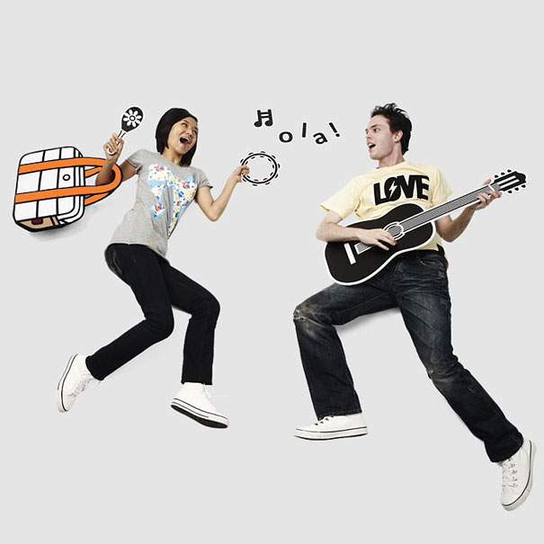 Jump From Paper: 2D Cartoon-like Handbags Jump From Paper: 2D Cartoon-like Handbags