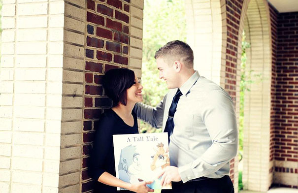 Man Proposes to Girlfriend by Writing a Children's Book Man Proposes to Girlfriend by Writing a Children's Book