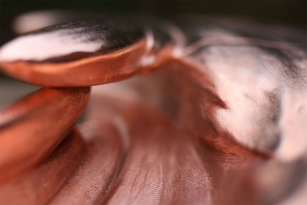 Incredible Anamorphic Sculptures by Jonty Hurwitz Incredible Anamorphic Sculptures by Jonty Hurwitz