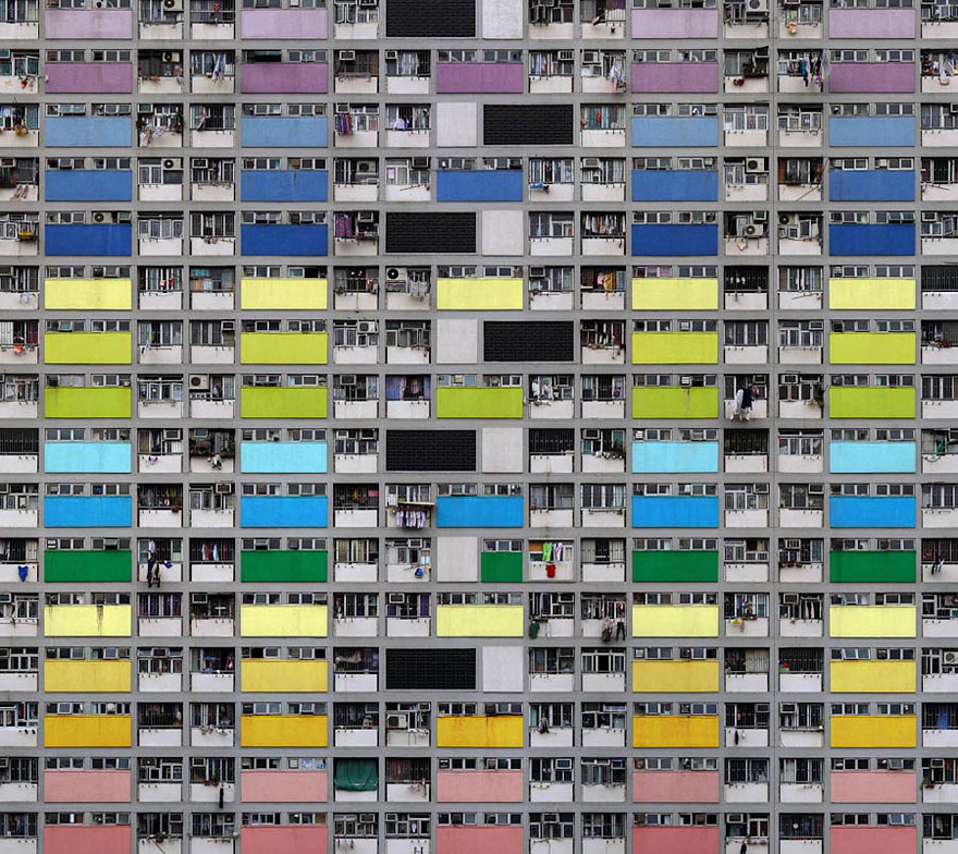 Mind-Blowing Architectural Density in Hong Kong Mind-Blowing Architectural Density in Hong Kong