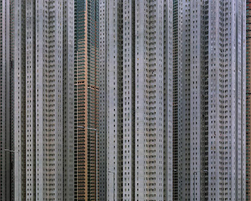 Mind-Blowing Architectural Density in Hong Kong Mind-Blowing Architectural Density in Hong Kong