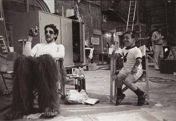 30 Awesome Behind The Scenes Shots From Famous Movies 30 Awesome Behind The Scenes Shots From Famous Movies
