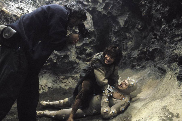 30 Awesome Behind The Scenes Shots From Famous Movies 30 Awesome Behind The Scenes Shots From Famous Movies