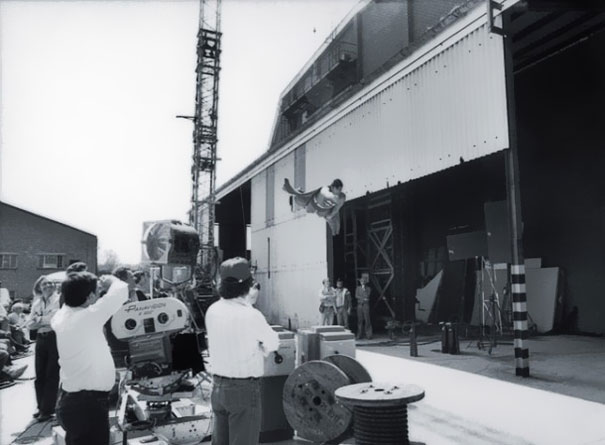 30 Awesome Behind The Scenes Shots From Famous Movies 30 Awesome Behind The Scenes Shots From Famous Movies