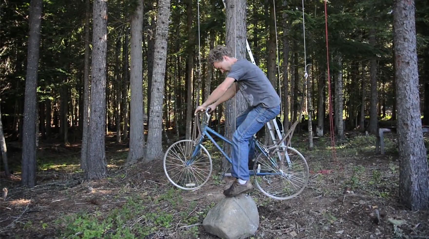 Guy Turns His Old Bike Into Pedal-Powered Treehouse Elevator