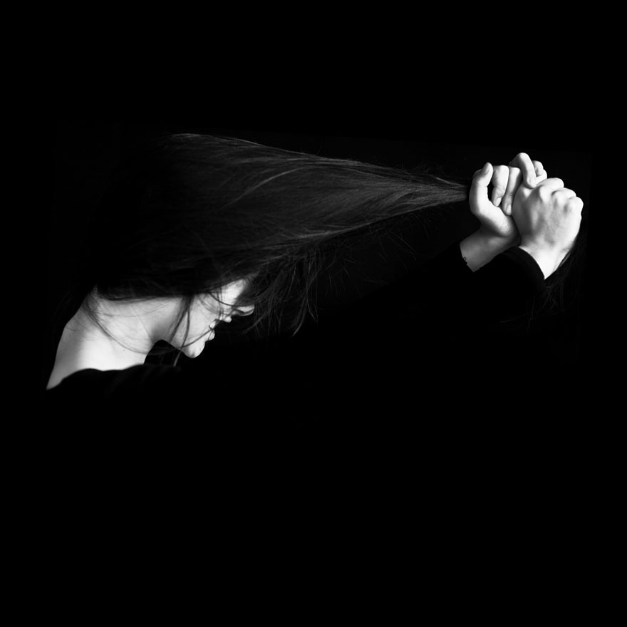 Captivating Black And White Photography From French Photographer Benoit Courti