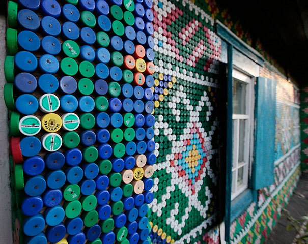 Russian Pensioner Decorates her House with 30,000 Bottle Caps Russian Pensioner Decorates her House with 30,000 Bottle Caps