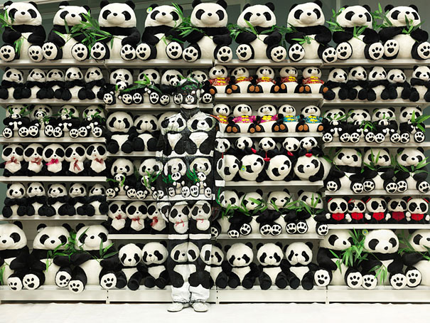 More Incredible Camouflage Art by Liu Bolin More Incredible Camouflage Art by Liu Bolin