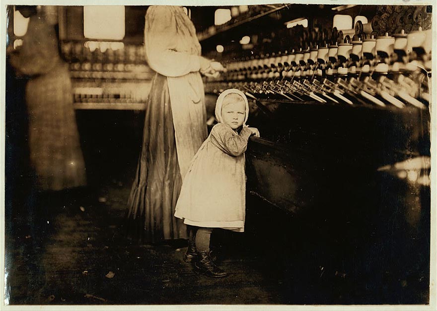 Heart-Breaking Pictures of Child Labour In USA by Lewis Hine Heart-Breaking Pictures of Child Labour In USA by Lewis Hine