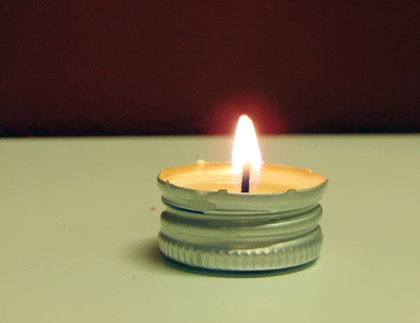 Lighted tea light made from bottle cap