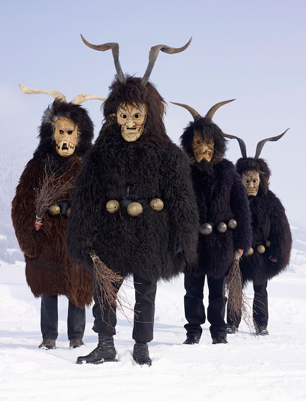 Creative Costumes of Still-Practiced Pagan Rituals of Europe (19 pics)
