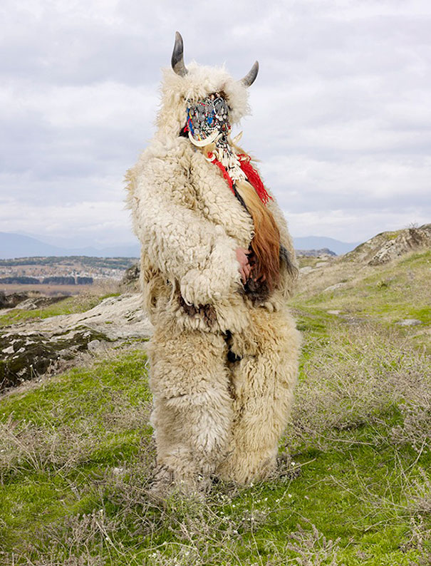 Creative Costumes of Still-Practiced Pagan Rituals of Europe (19 pics)