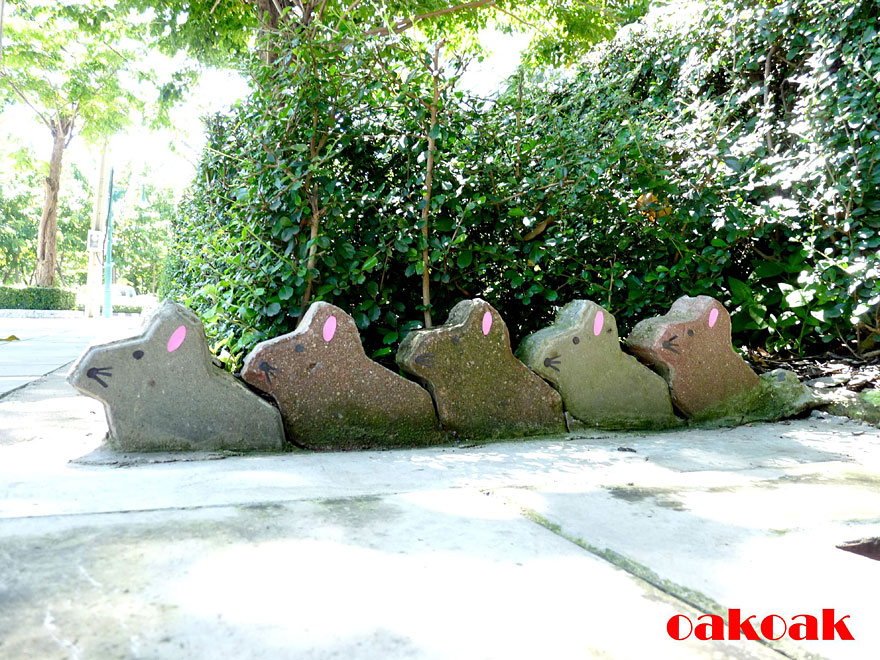 30 More Creative Street Art Works by OakoAk 30 More Creative Street Art Works by OakoAk