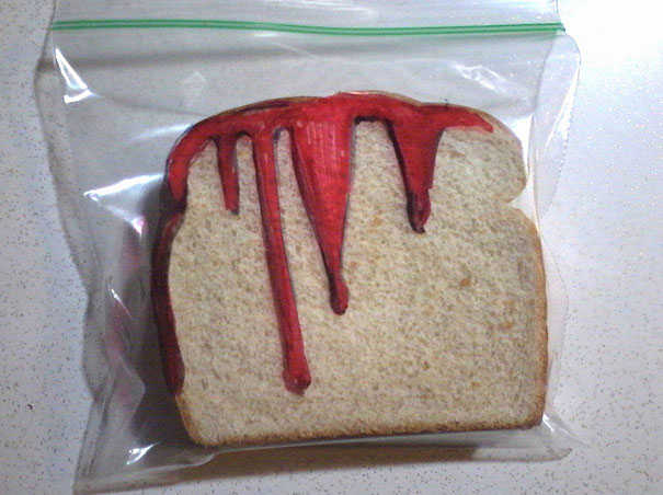 Dad Illustrates Kids’ Sandwich Bags with Fun Drawings Every Day Dad Illustrates Kids’ Sandwich Bags with Fun Drawings Every Day