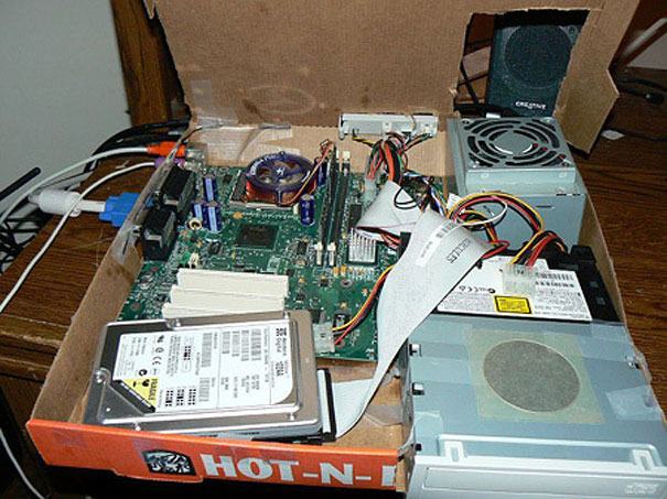 20 Cool Things You Can Make With A Pizza Box