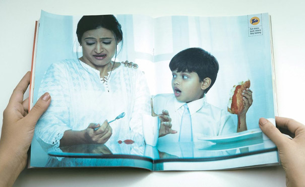 17 Creative Double Page Magazine Ads 17 Creative Double Page Magazine Ads