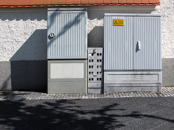 Miniature Buildings: Street Art by EVOL Miniature Buildings: Street Art by EVOL