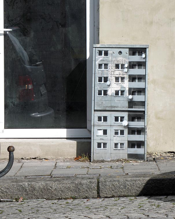 Miniature Buildings: Street Art by EVOL Miniature Buildings: Street Art by EVOL