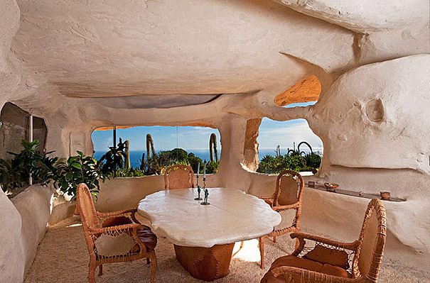 Dick Clark&rsquo;s Flintstones Inspired Home in Malibu