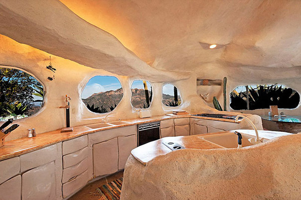 Dick Clark&rsquo;s Flintstones Inspired Home in Malibu