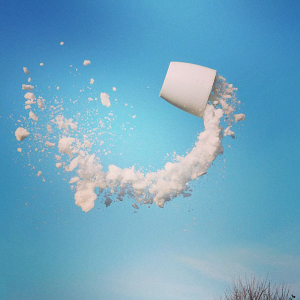 High Speed Photographs of Liquids Tossed in Mid-Air by Manon Wethly