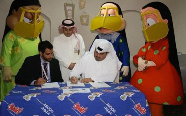 WTF? 22 Of The Weirdest and Most Unexplainable Pictures Ever