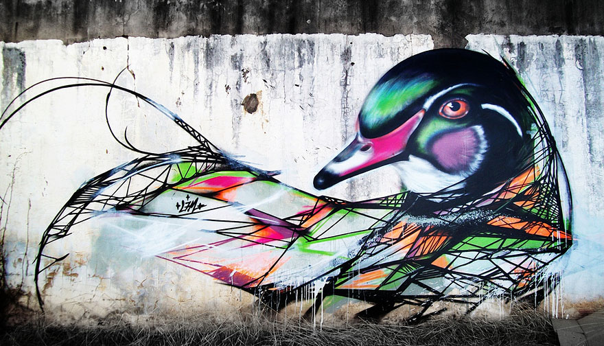 Mesmerizing Graffiti Birds on the Streets of Brazil by L7m Mesmerizing Graffiti Birds on the Streets of Brazil by L7m