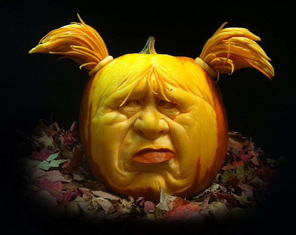 More Amazing Pumpkin Carvings by Ray Villafane