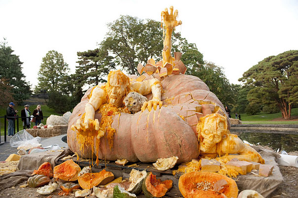 More Amazing Pumpkin Carvings by Ray Villafane