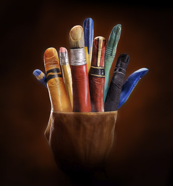 Incredible Hand Painting Illusions by Annie Ralli Incredible Hand Painting Illusions by Annie Ralli