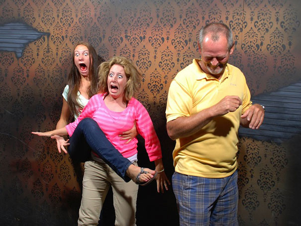 Hilariously Terrified People from a Haunted House