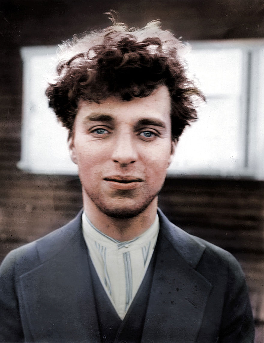 20 Historic Black and White Pictures Restored in Color (Part I)