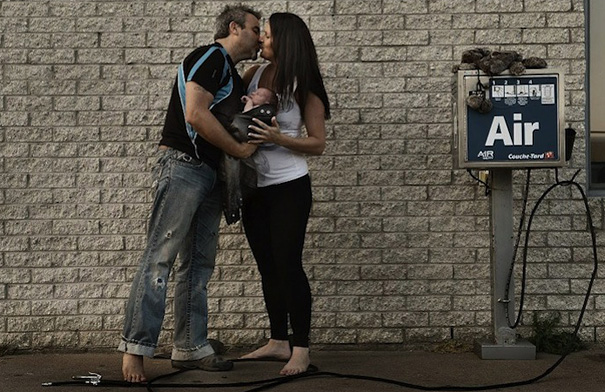 Creative Couple Explains How to Make a Baby Creative Couple Explains How to Make a Baby