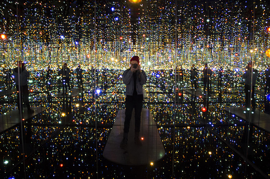 Infinity Mirrored Room By Yayoi Kusama Gives Visitors A Taste Of Space Infinity Mirrored Room By Yayoi Kusama Gives Visitors A Taste Of Space
