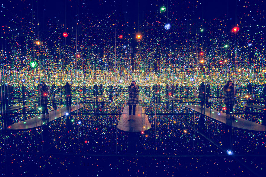 Infinity Mirrored Room By Yayoi Kusama Gives Visitors A Taste Of Space Infinity Mirrored Room By Yayoi Kusama Gives Visitors A Taste Of Space