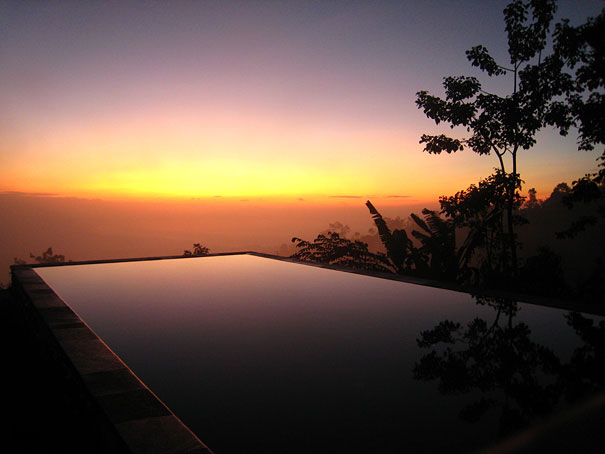 30 Amazing Infinity Pools Around The World