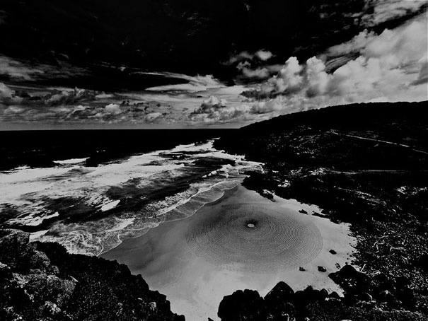 Amazing Sand Drawings on California Beaches