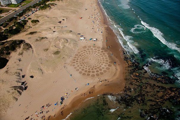 Amazing Sand Drawings on California Beaches