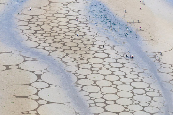Amazing Sand Drawings on California Beaches