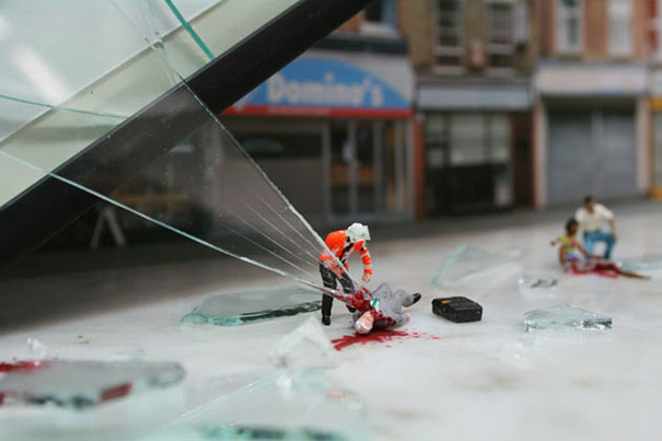 Little People - a Tiny Street Art Project