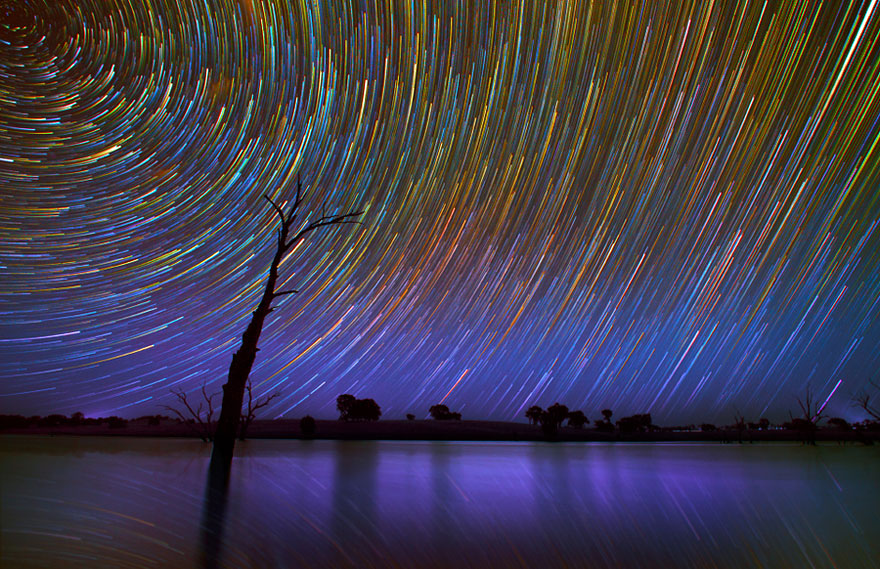 Stunning Long Exposure Shots of Australian Star Trails Stunning Long Exposure Shots of Australian Star Trails