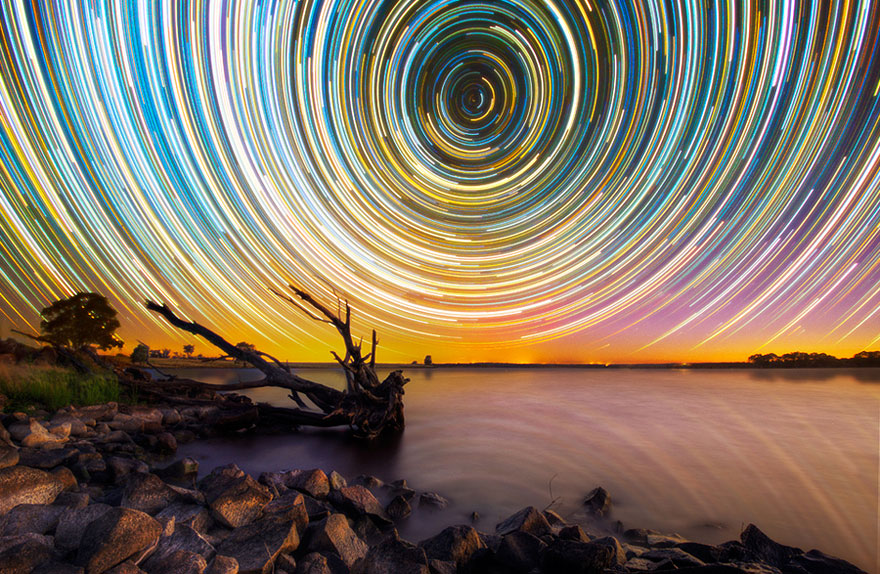 Stunning Long Exposure Shots of Australian Star Trails Stunning Long Exposure Shots of Australian Star Trails