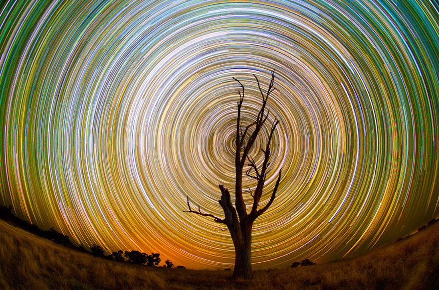 Stunning Long Exposure Shots of Australian Star Trails Stunning Long Exposure Shots of Australian Star Trails