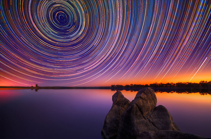 Stunning Long Exposure Shots of Australian Star Trails Stunning Long Exposure Shots of Australian Star Trails