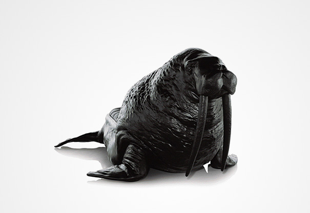 Frighteningly Realistic Animal Chairs by Maximo Riera Frighteningly Realistic Animal Chairs by Maximo Riera