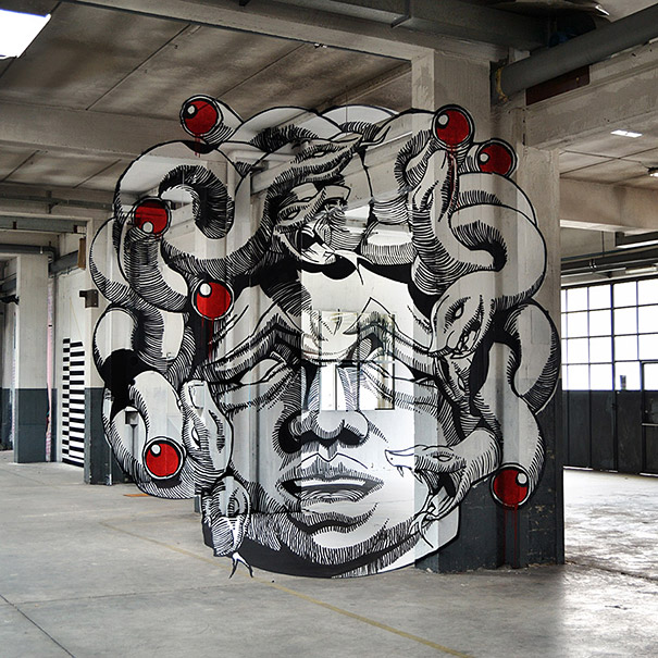 Anamorphic Medusa Inside a Factory Anamorphic Medusa Inside a Factory