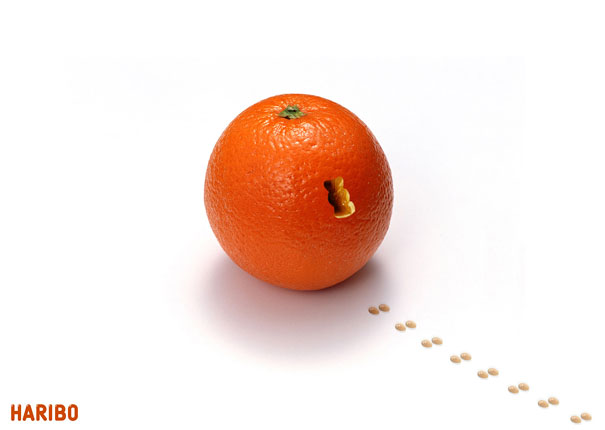 26 Brilliant Minimalist Print Ads